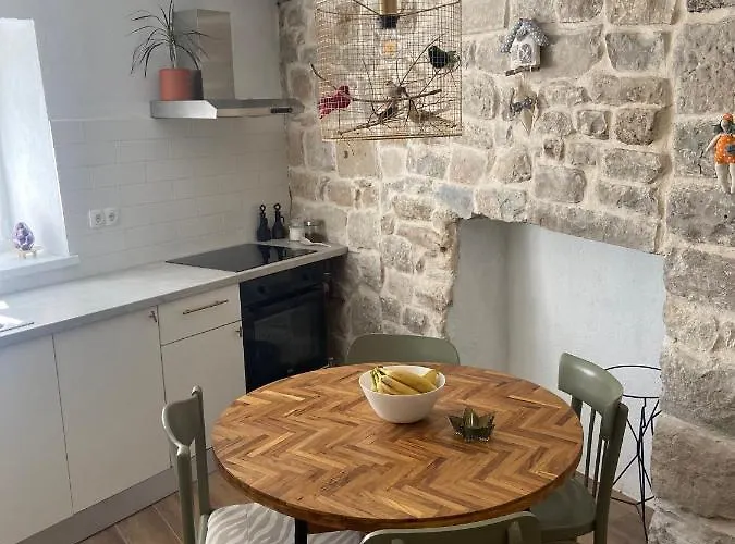 Oleandar * Kaštela