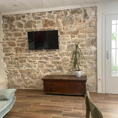 Oleandar Apartamento *