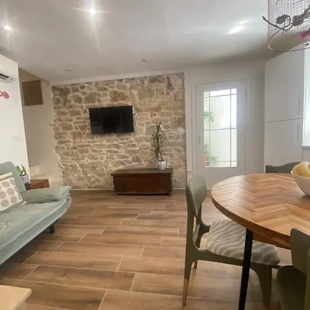 Oleandar Apartamento